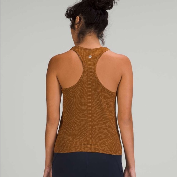 Lululemon Swiftly Tech Racerback Tank - Picture 2 of 4